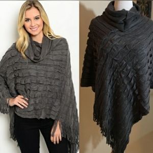 Gray poncho S/M